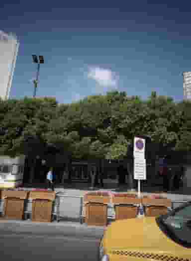 دندانسازی عظیمی در آیت الله خامنه ای مشهد