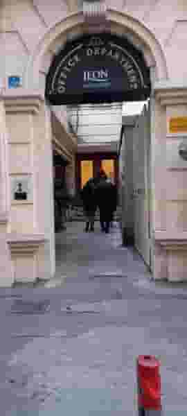 رستوران لئون در دروس تهران