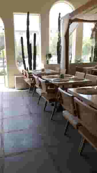 رستوران رنسانس در سپهر تهران