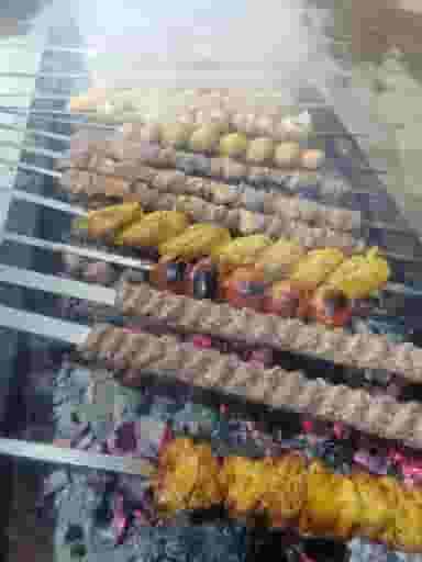 کباب سرای ماهان در باغ فردوس اصفهان