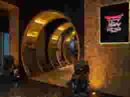 رستوران راه ابریشم در دزاشیب تهران