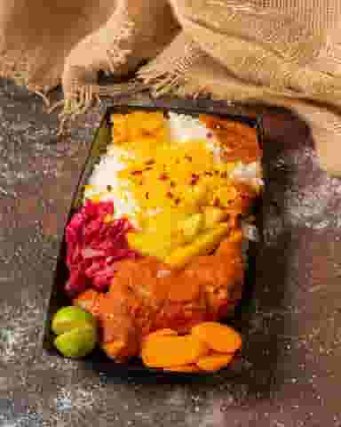 غذای بیرون بر آنا در گبر آباد اصفهان