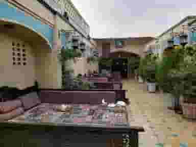 کافه رستوران بام گوهرشاد در بازار اصفهان