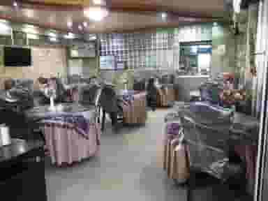 رستوران بزرگ طاها در شریعتی جنوبی تهران