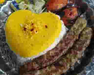 مجموعه غذایی آتریسا در حسین آباد مشهد