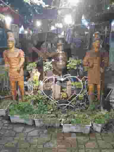 باغچه رستوران و کافی شاپ نان و نمک شهران در کوهسار تهران