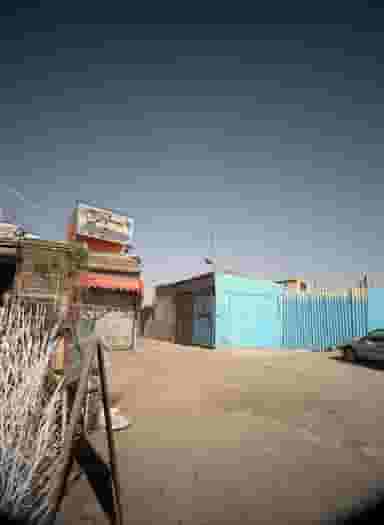 غذا خوری دوستان در شهید کاظمی تهران