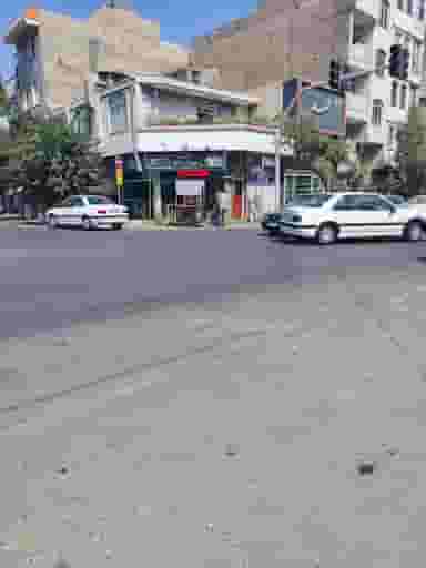 کافه بایک در نازی آباد 