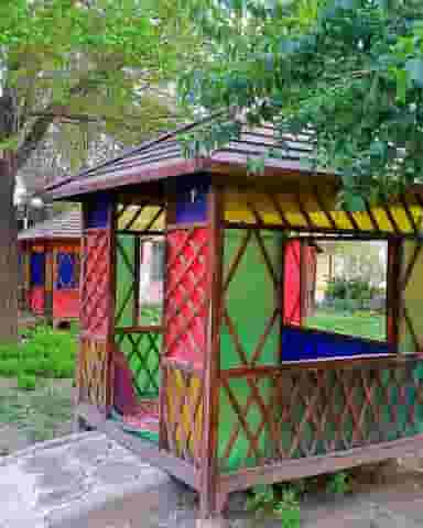 باغچه رستوران آسمونی ها شهرک استقلال 