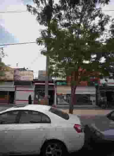 ساندویچ سید و پسران در کشاورز مشهد