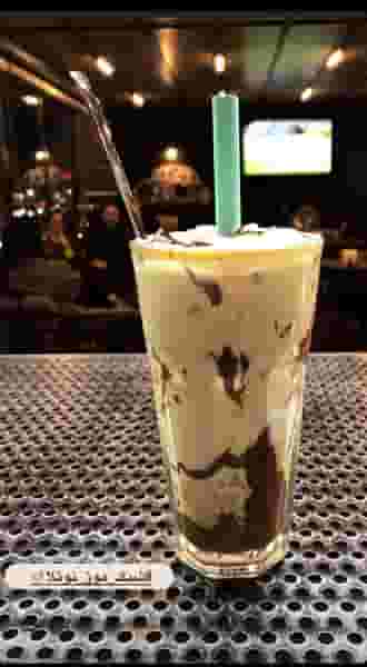 کافه رستوران بلک روف در طیب تهران