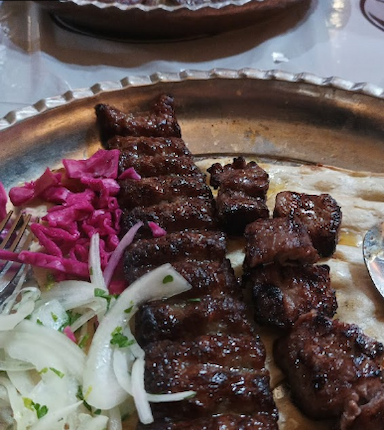 رستوران حاج نظر در پرستار تهران