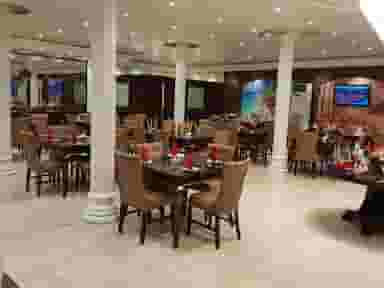 رستوران آرامیس در شاندیز تهران