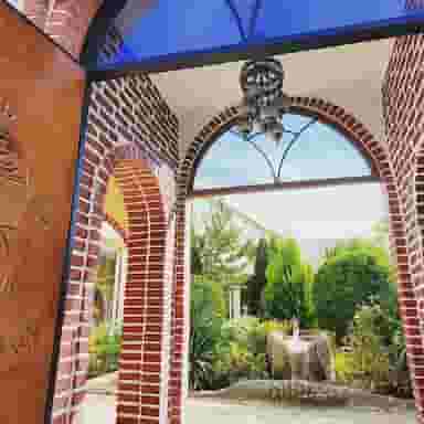 کافه رستوران زوفا در داوودیه تهران