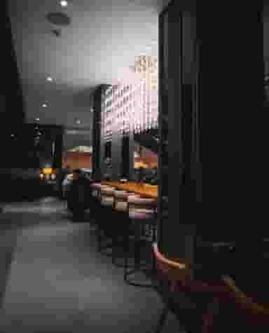 کافه رستوران لافارین لانژ در نیایش شیراز