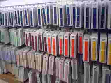 فروشگاه لوازم جانبی موبایل آدرین مارکت در عامل مشهد