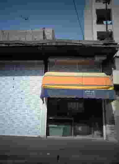 نانوایی در ولیعصر جنوبی تهران