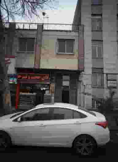 فروشگاه نان و شیرینی در ستارخان تهران