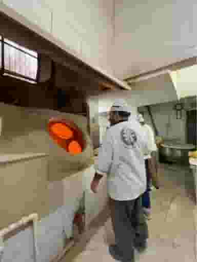 نانوایی تافتون سنتی دربند ( جان شکن ) در زعفرانیه تهران