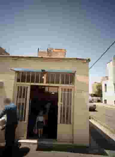 نانوایی در مشیریه تهران