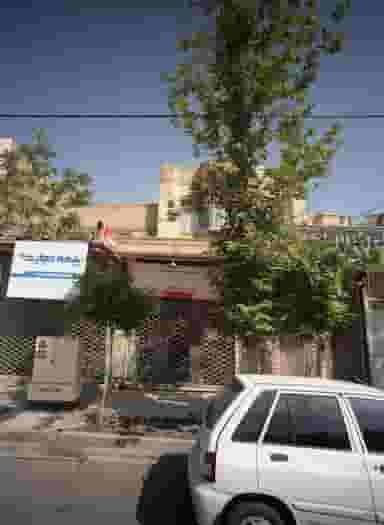 اطوشویی و سفید شویی اون با من شهرک غرب مشهد