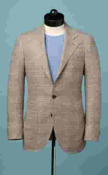 خیاطی کت و شلوار پیمان در سینما سعدی شیراز