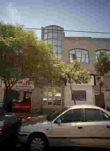 دوزندگی فرهاد در آزادشهر مشهد