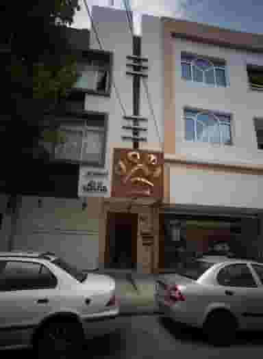 استودیو ماناک در هنرستان مشهد