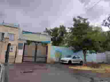 دبستان شهید عباس بابایی در طرشت تهران