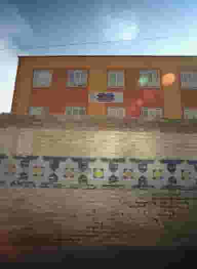 دبیرستان ریحانه ظهوریان در رضاییه مشهد