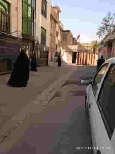 دبیرستان روشنگرشاهد در دروازه شمیران تهران