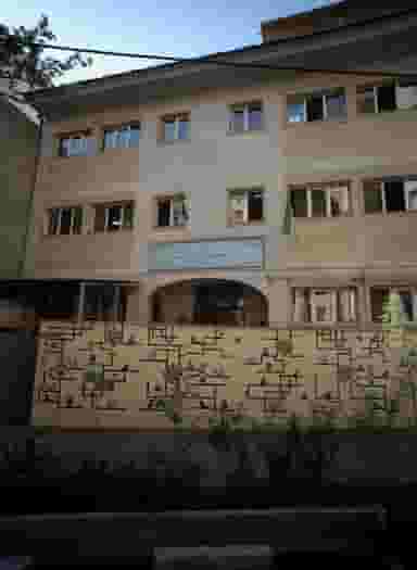 دبیرستان پسرانه ارشاد در صدر تهران