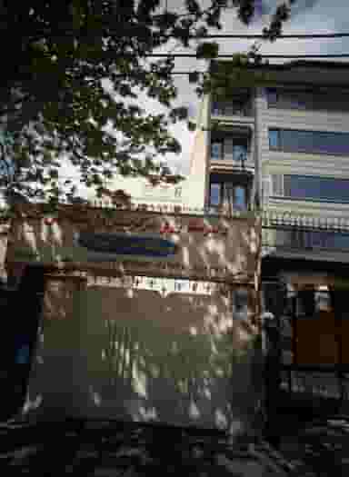 دبیرستان و مرکز پیش دانشگاهی بعثت در تهرانپارس غربی تهران