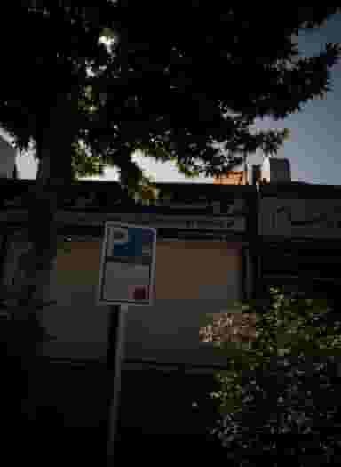 فروشگاه یوسفی در مقدم مشهد