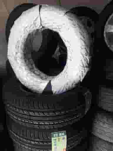 فروشگاه رینگ و لاستیک قناعتی کوی سیدی مشهد