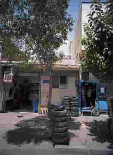 فروشگاه لاستیک اتومبیل در مطهری تهران