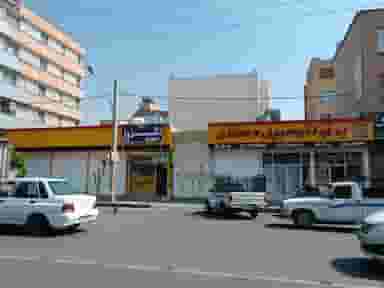 برق اتومبیل دهقان در لاله شیراز