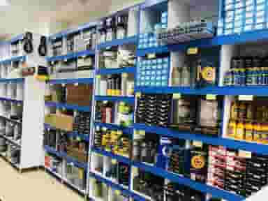 لوازم یدکی خودرو ایران ژاپن در بالا کفت شیراز