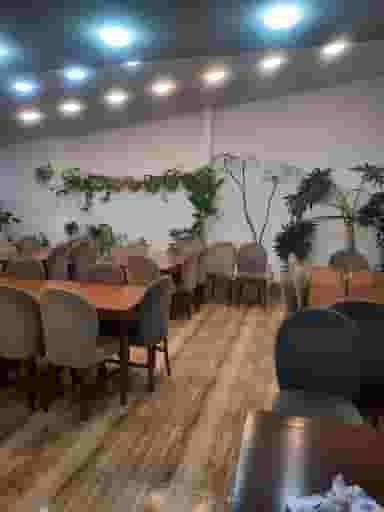 رستوران محلی ساسان در صاحب الزمان لاهیجان