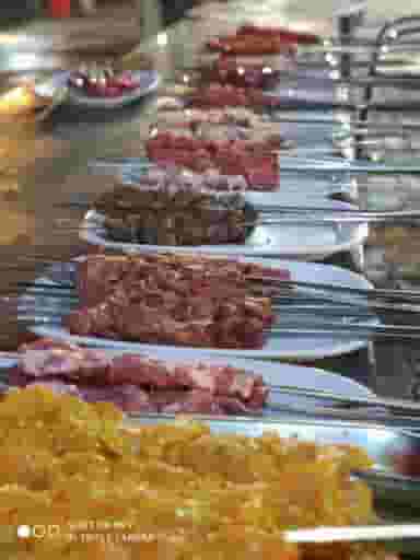 رستوران گلبرگ در پلاژ حسینی نوشهر