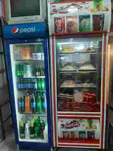 پیتزا ساندویچ چتر راه اهن در راه آهن قزوین