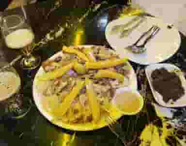 رستوران دریای ماهی خوب در بارنج تبریز