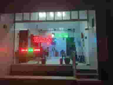 پیرایش و پروتز مو‌آپادانا در اکرم آباد یزد