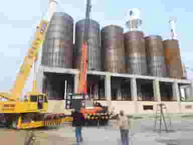 تانکرسازی میثاق در امامزاده قدس