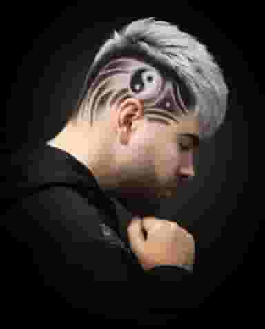 استدیو زیبایی مسعود ربیعی در فلکه اول تهرانپارس