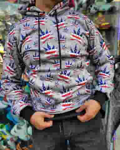 فروشگاه پوشاک و کتونی آس در آزادی قدس