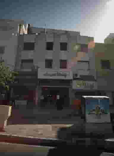 خشکبار فروشی در بالا خیابان مشهد