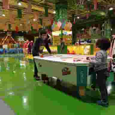 مرکز خرید اکومال شهرک رستمی کرج