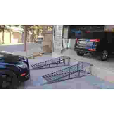 مجموعه دیتیلینگ و زیبایی خودرو autovip در فاز چهار مهرشهر کرج