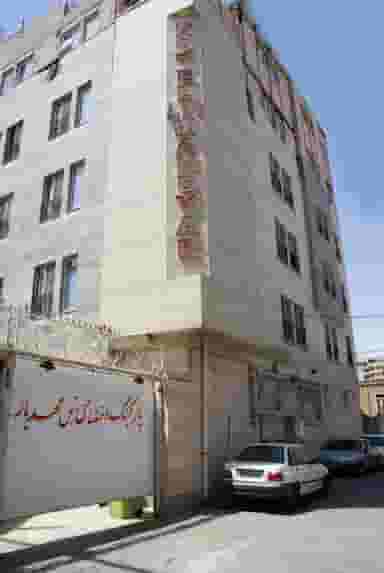 هتل مهدیار در پایین خیابان مشهد